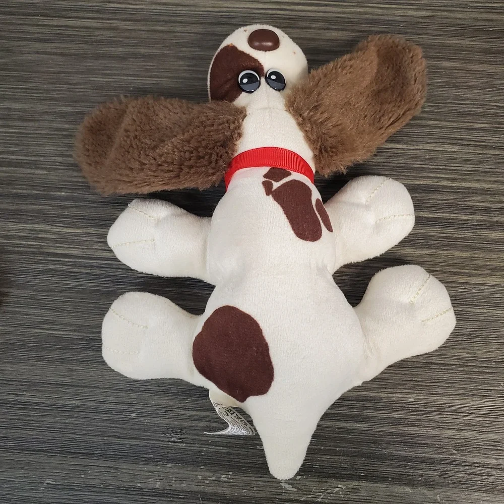Basic Fun Pound Puppies 9